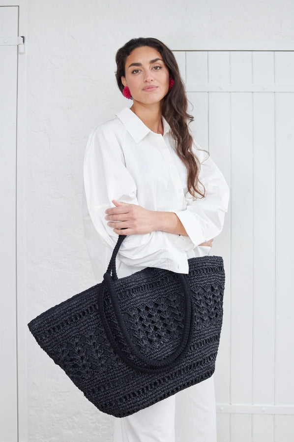 Maxi Black Raffia Tote