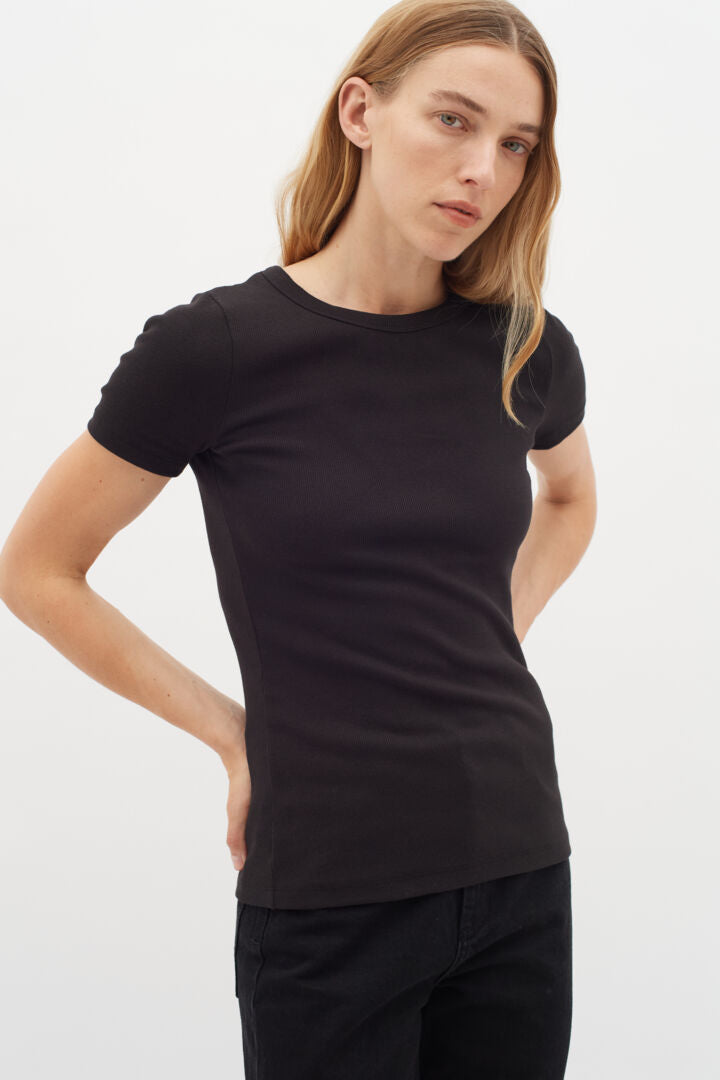 Lolah Base Tee