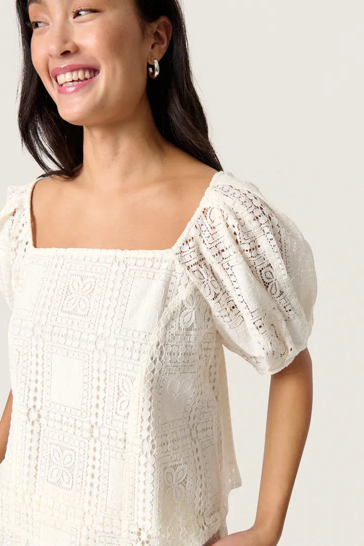 Coopelia Blouse