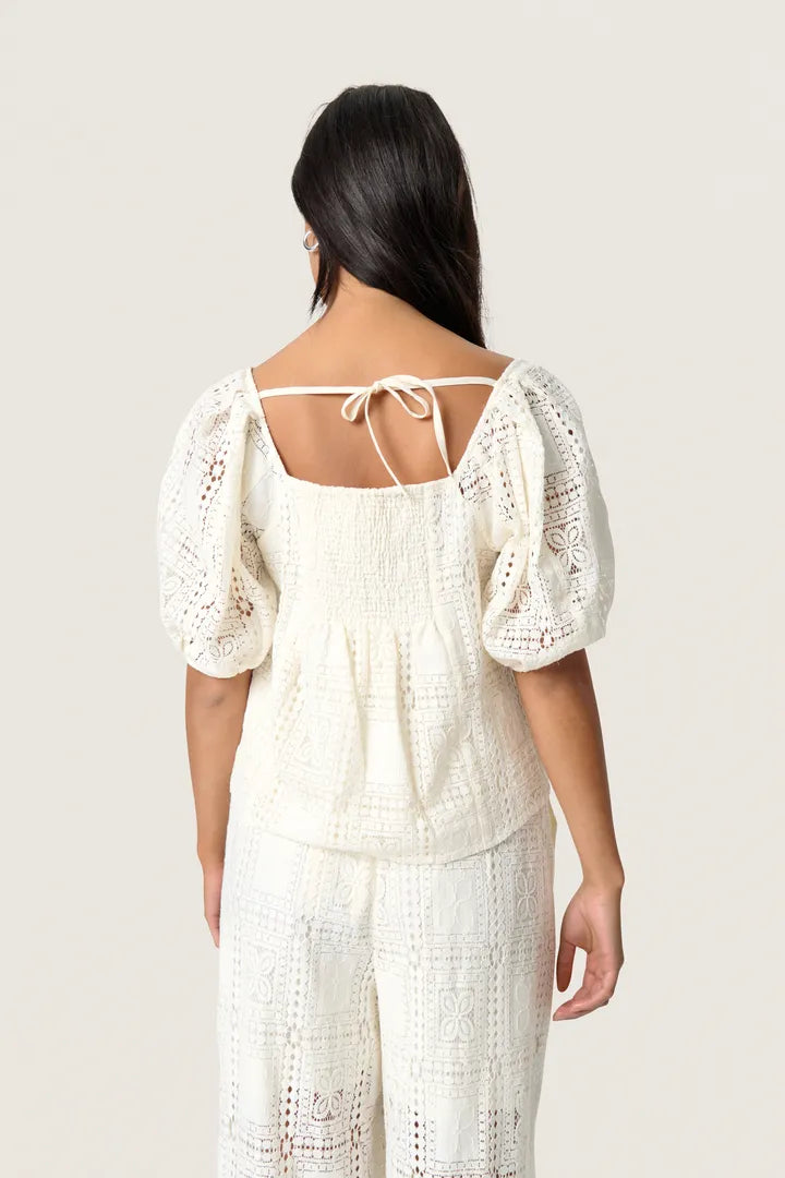 Coopelia Blouse