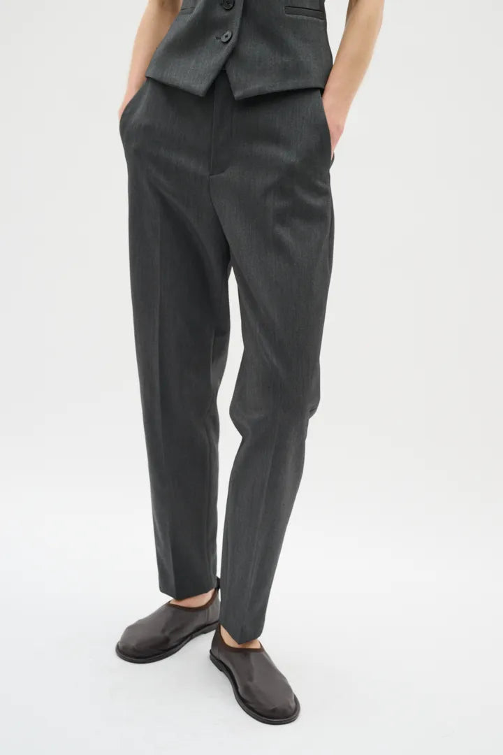 Brunilda Tapered Trousser