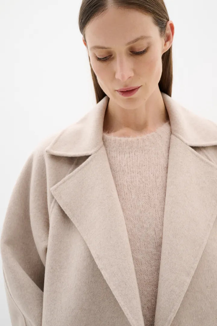 Yilla Lomg Coat