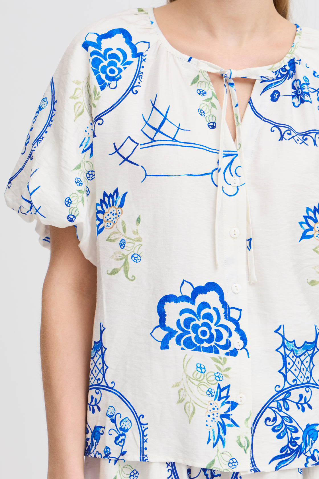 Lucie Blouse