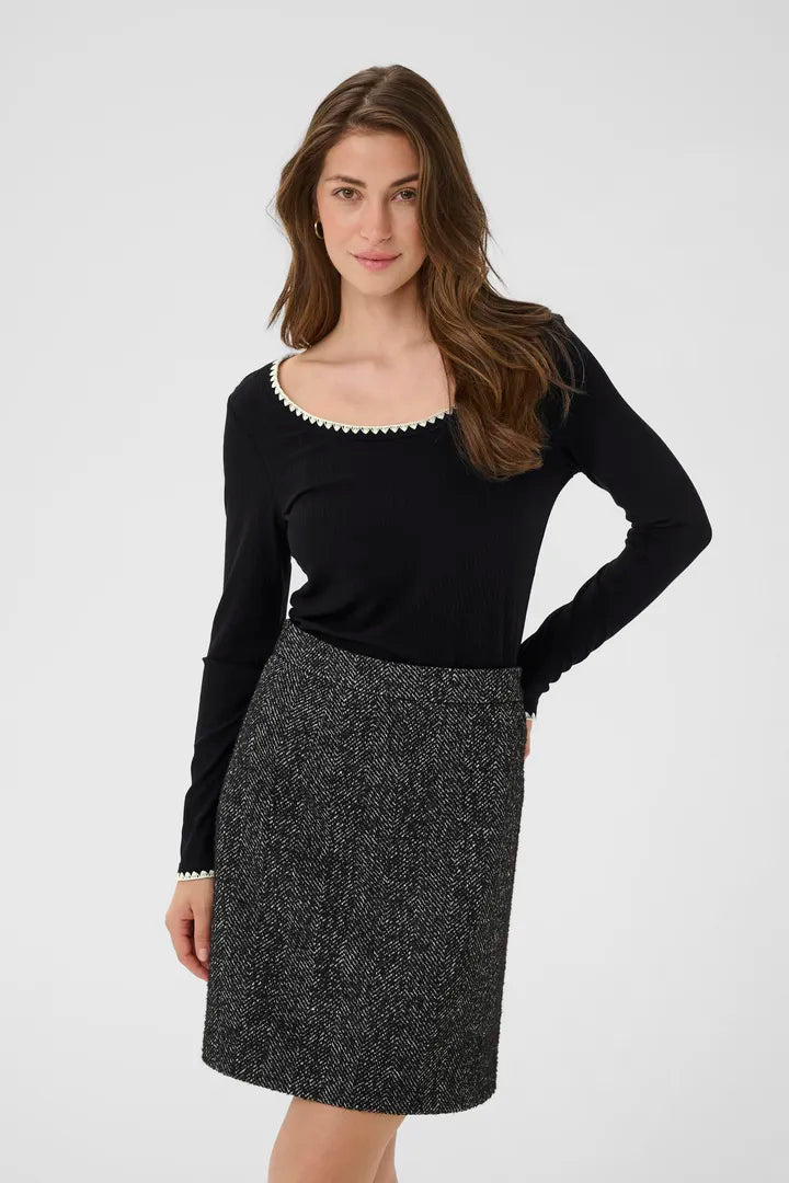Ribba Embroidery Top