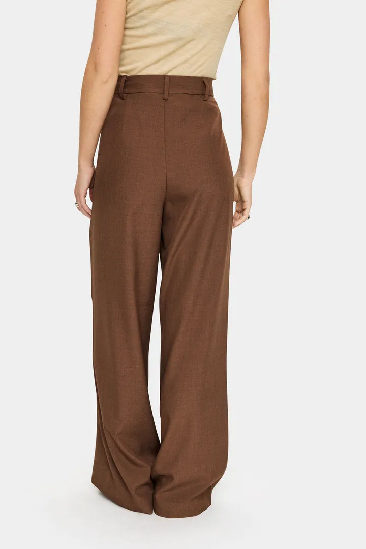 Maddison Pant
