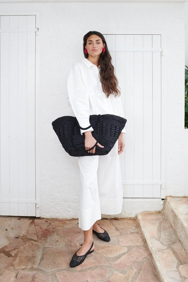 Maxi Black Raffia Tote