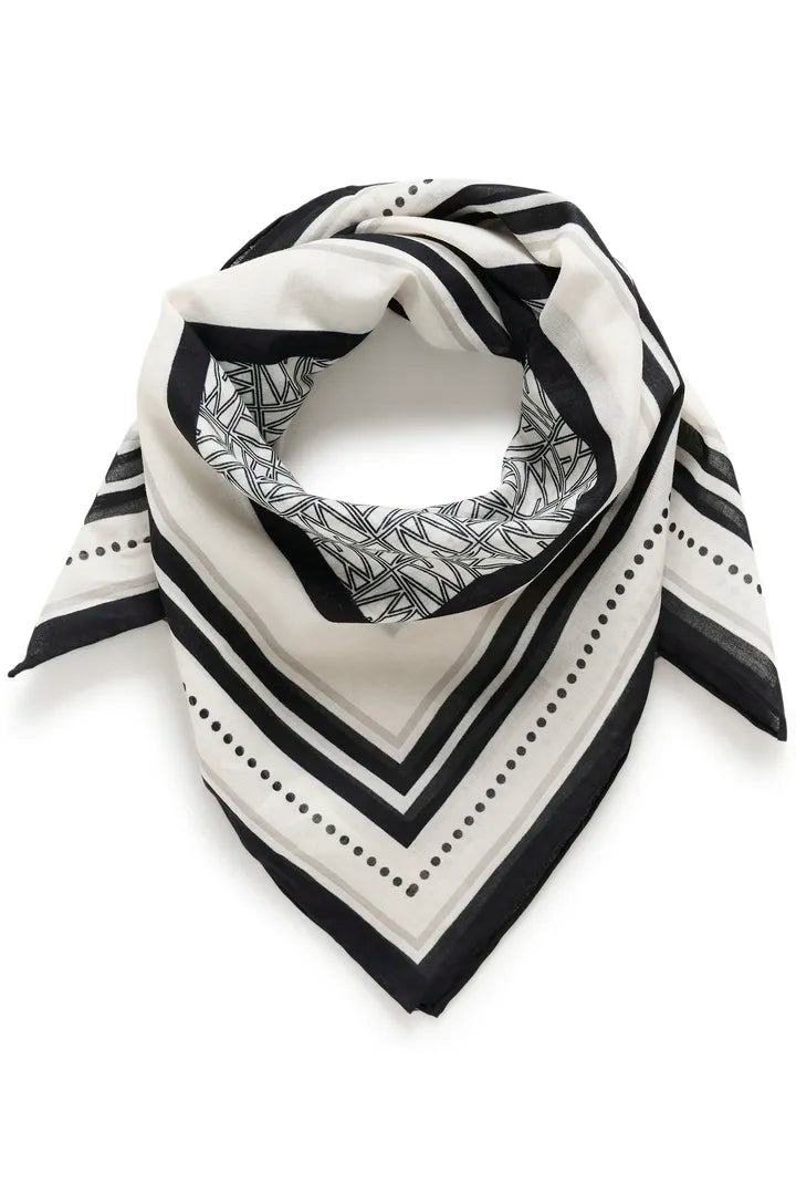 Sillica Scarf