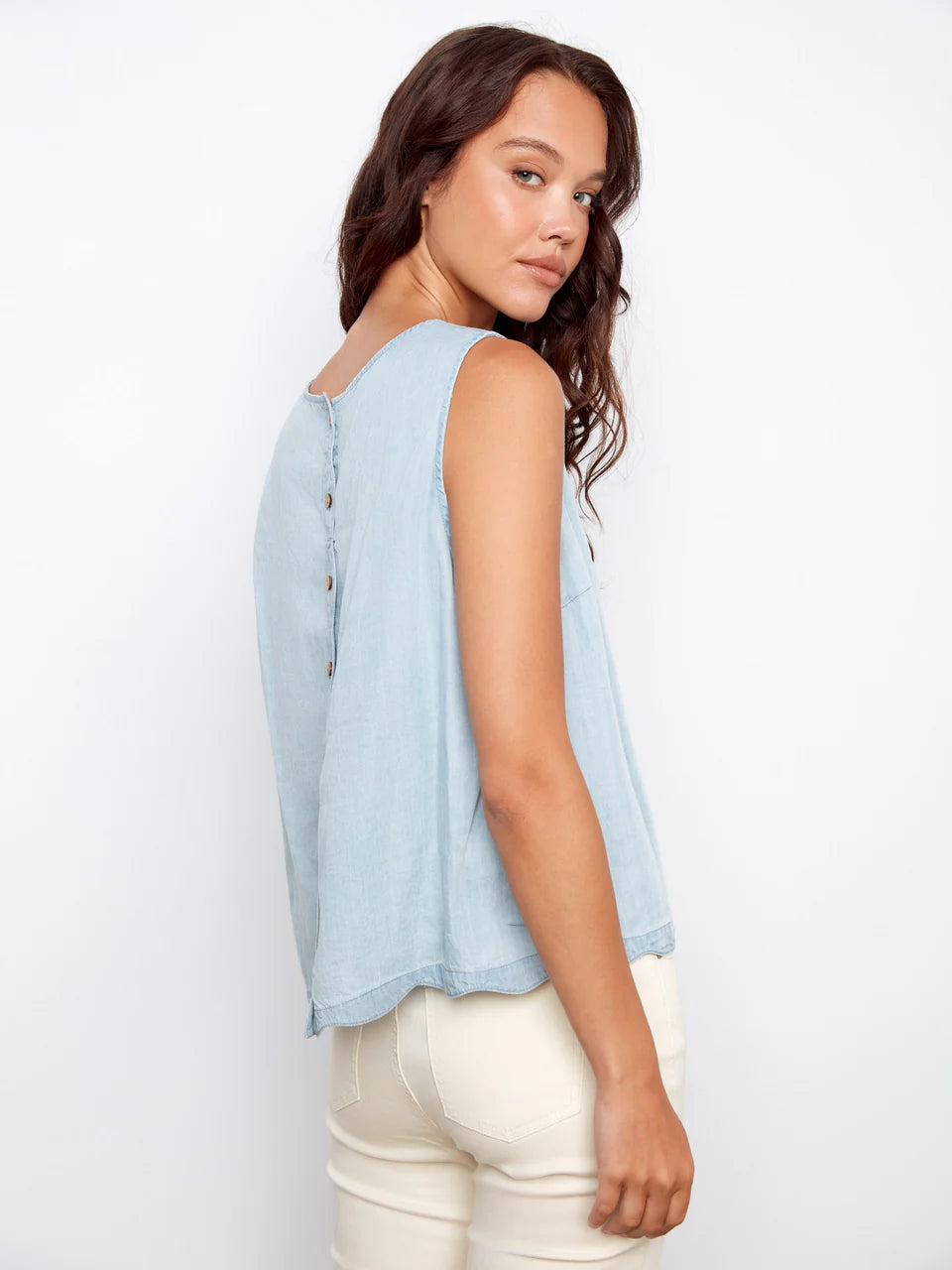 Scallop Hem Sleeveless Top with Back Decorative Buttons