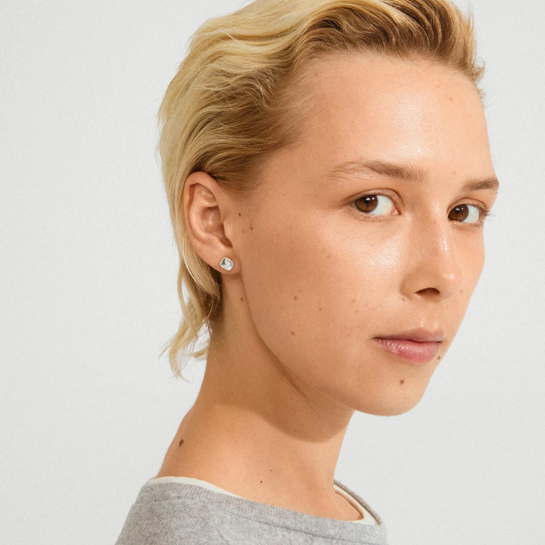 Sense Stud Earring