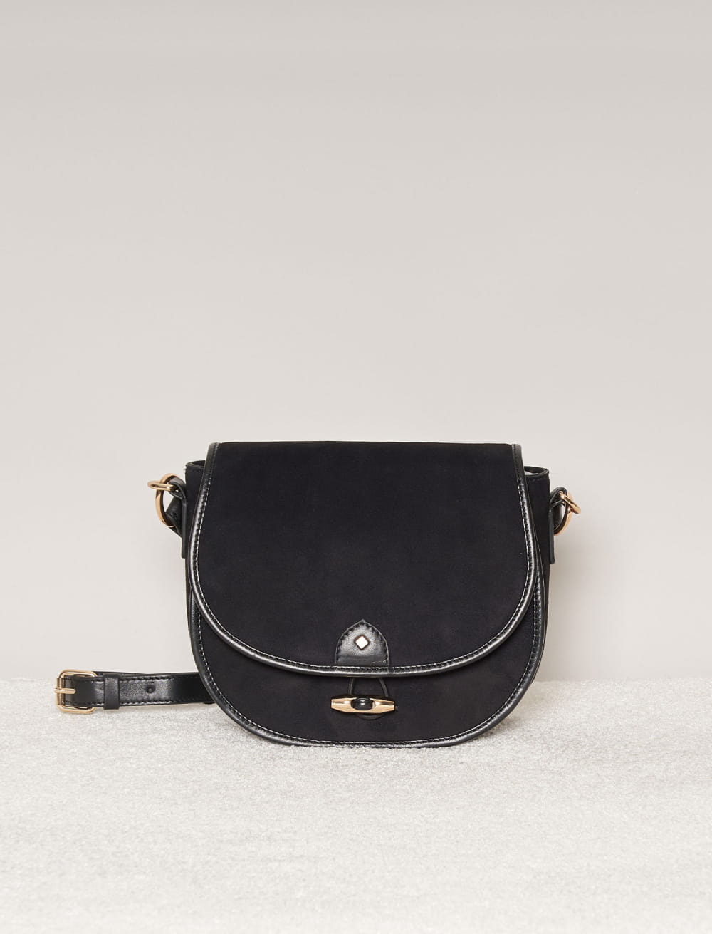 Julia Shoulder Bag