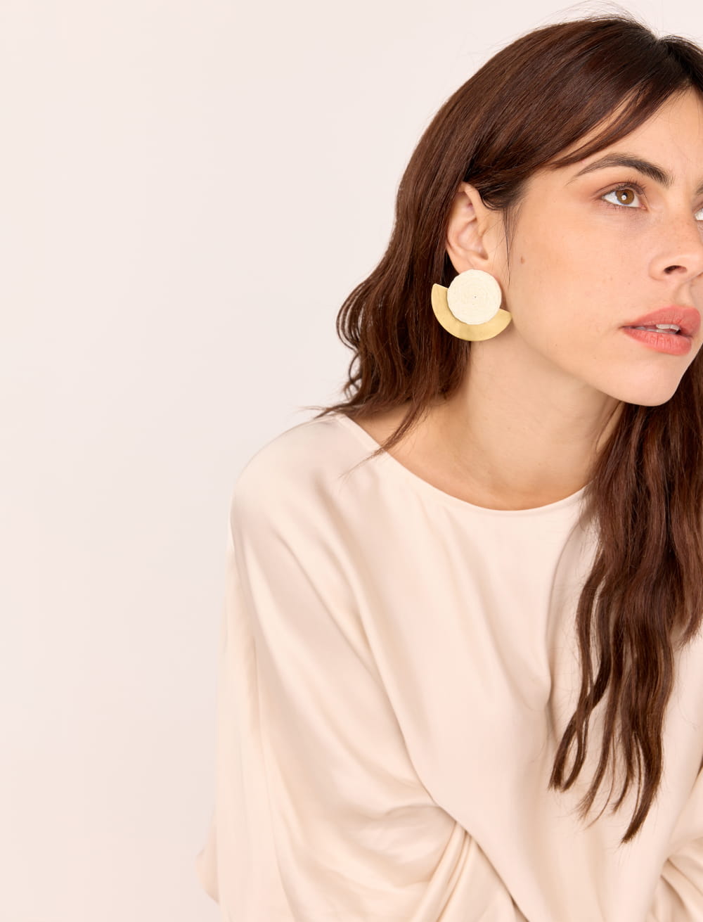 Farah Raffia Earring