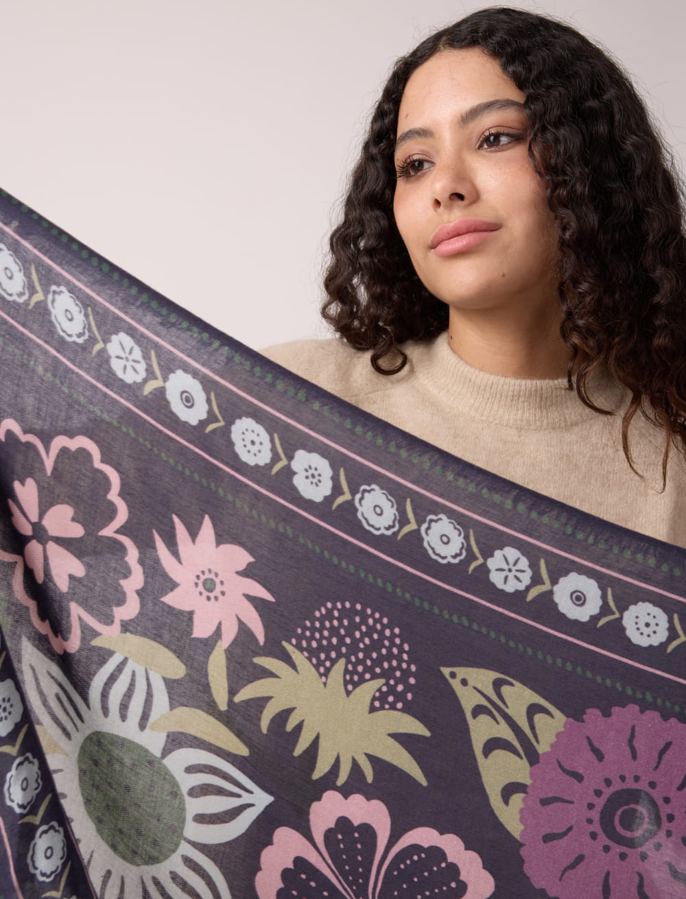 Winter Bloom Scarf