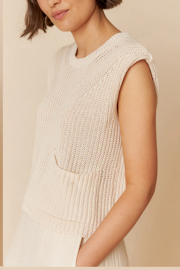 Chaleco Knit Vest