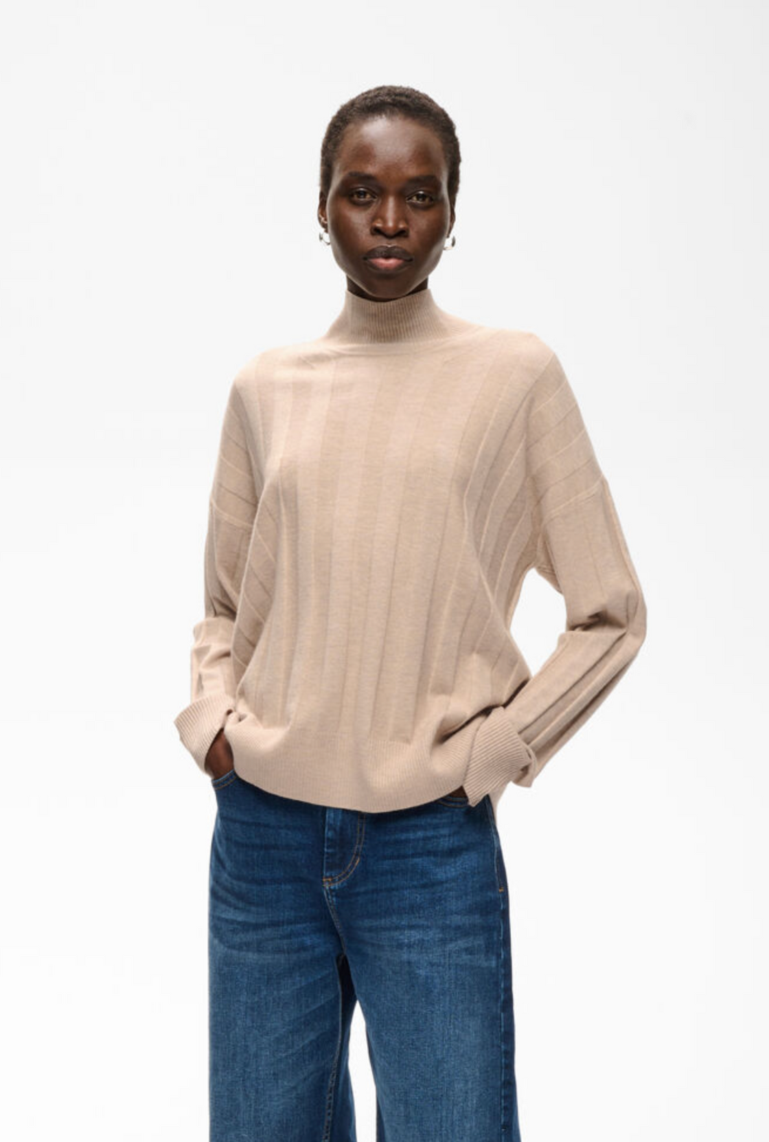Tess Kellsie Pullover