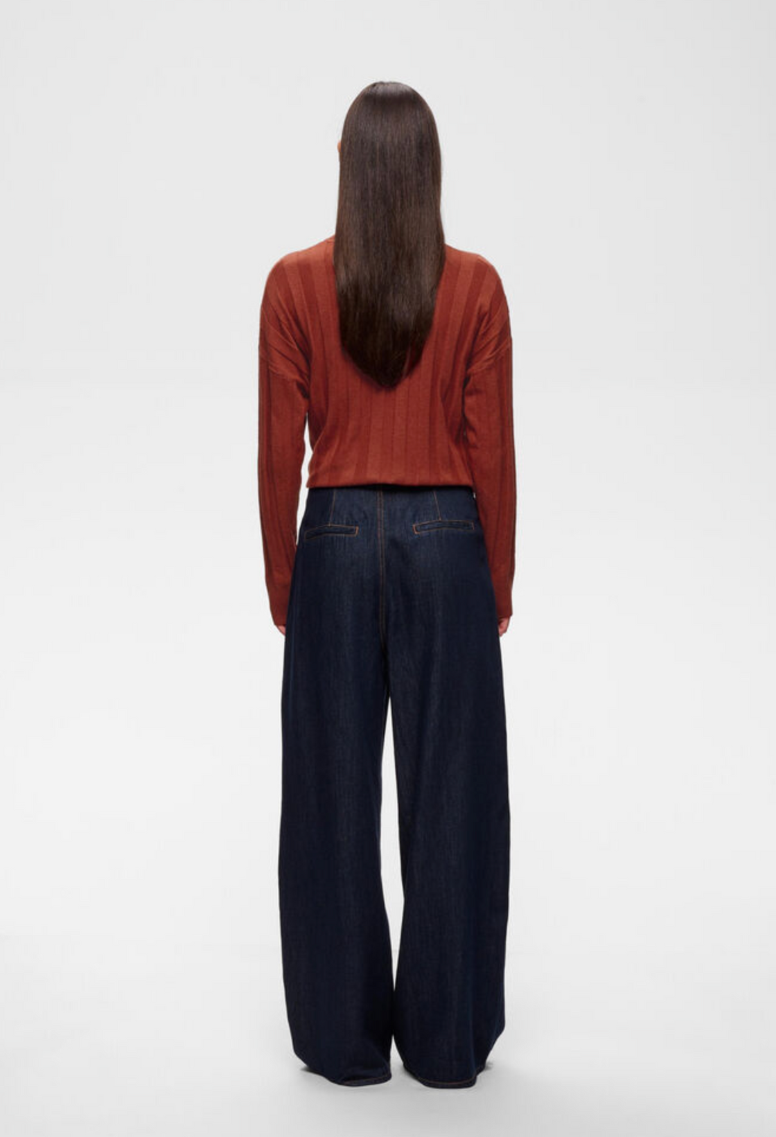 Tess Kellsie Pullover