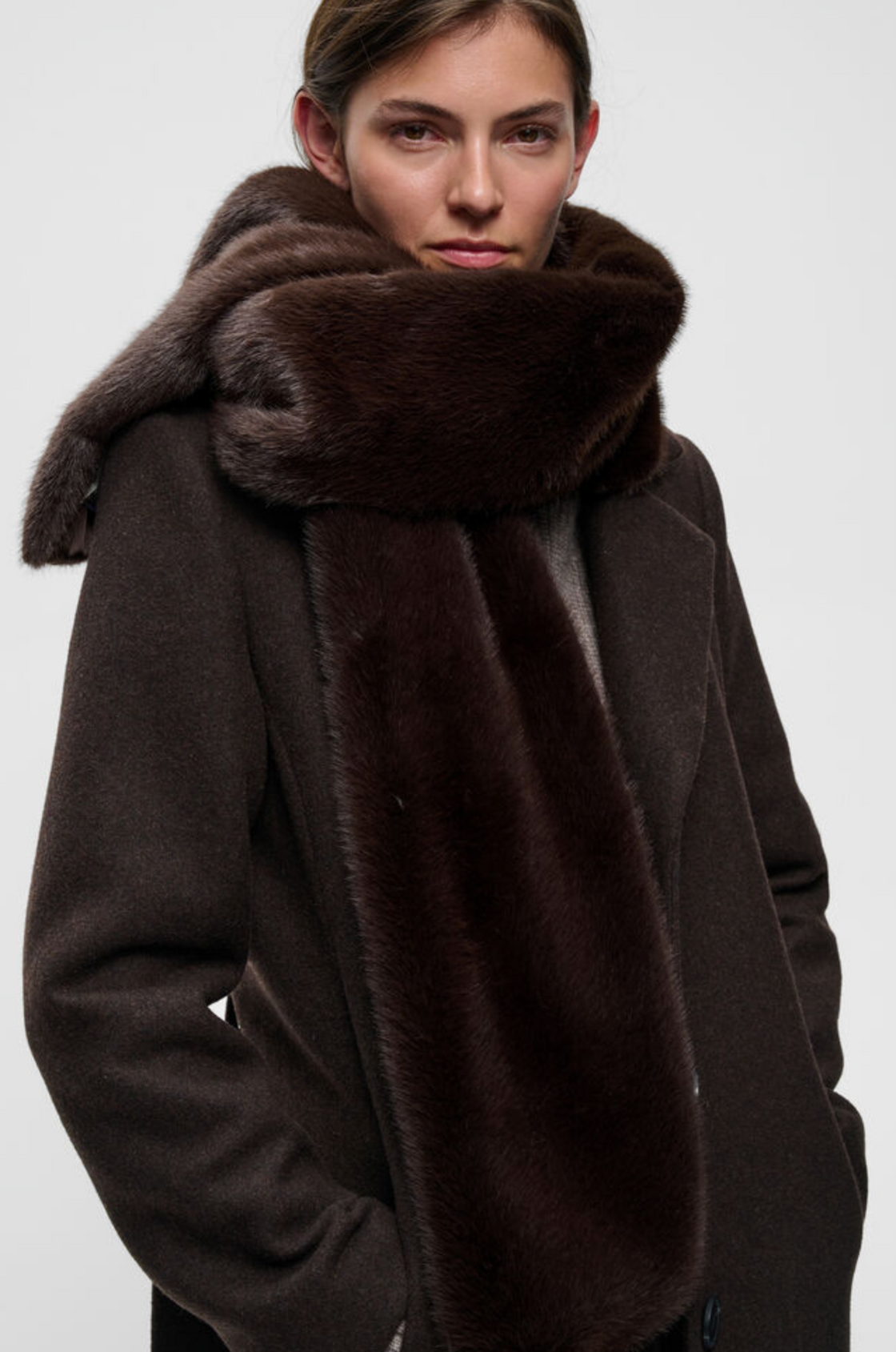 Zabelle Scarf