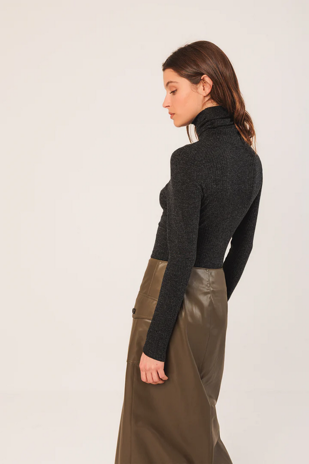 Fitted Ribbed Sweater