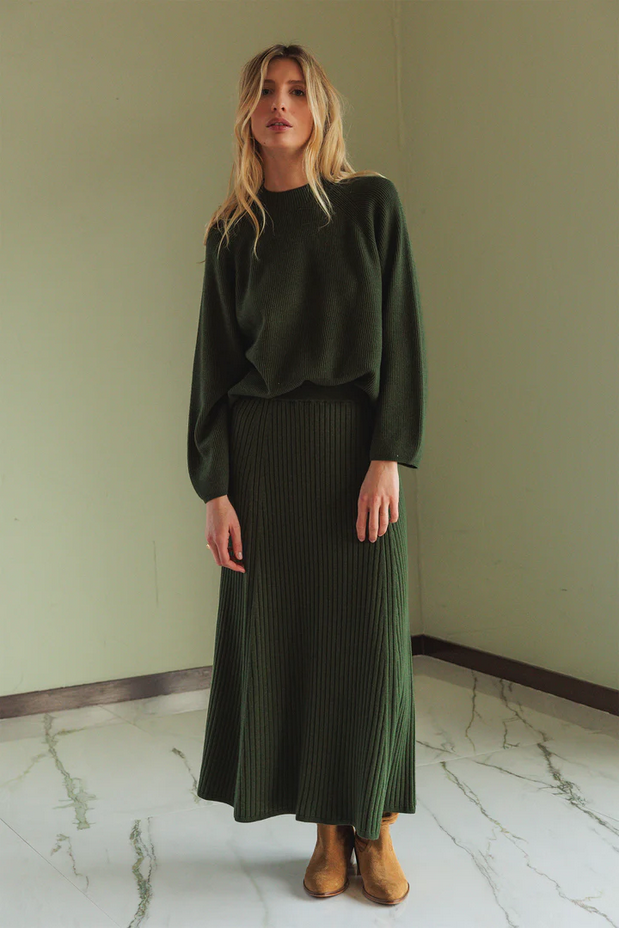 Ribbed Sweater with Perkins Collar