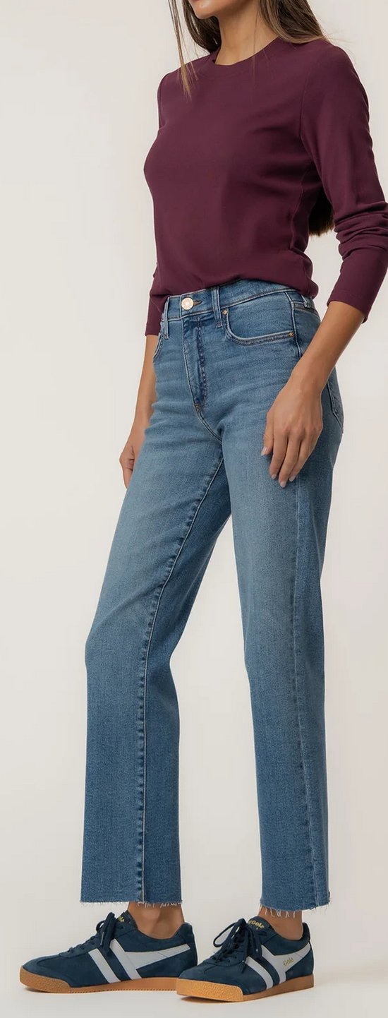 Avery Straight Leg Building