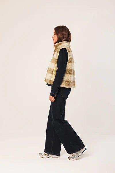 Teddy Plaid Vest