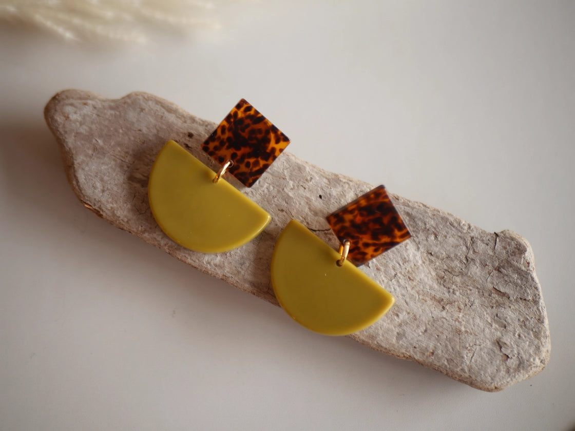 Tina Earring