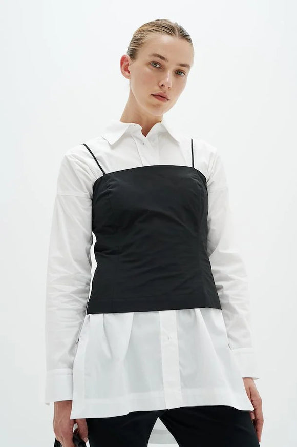 IN WEAR TAILE TOP -  BLACK