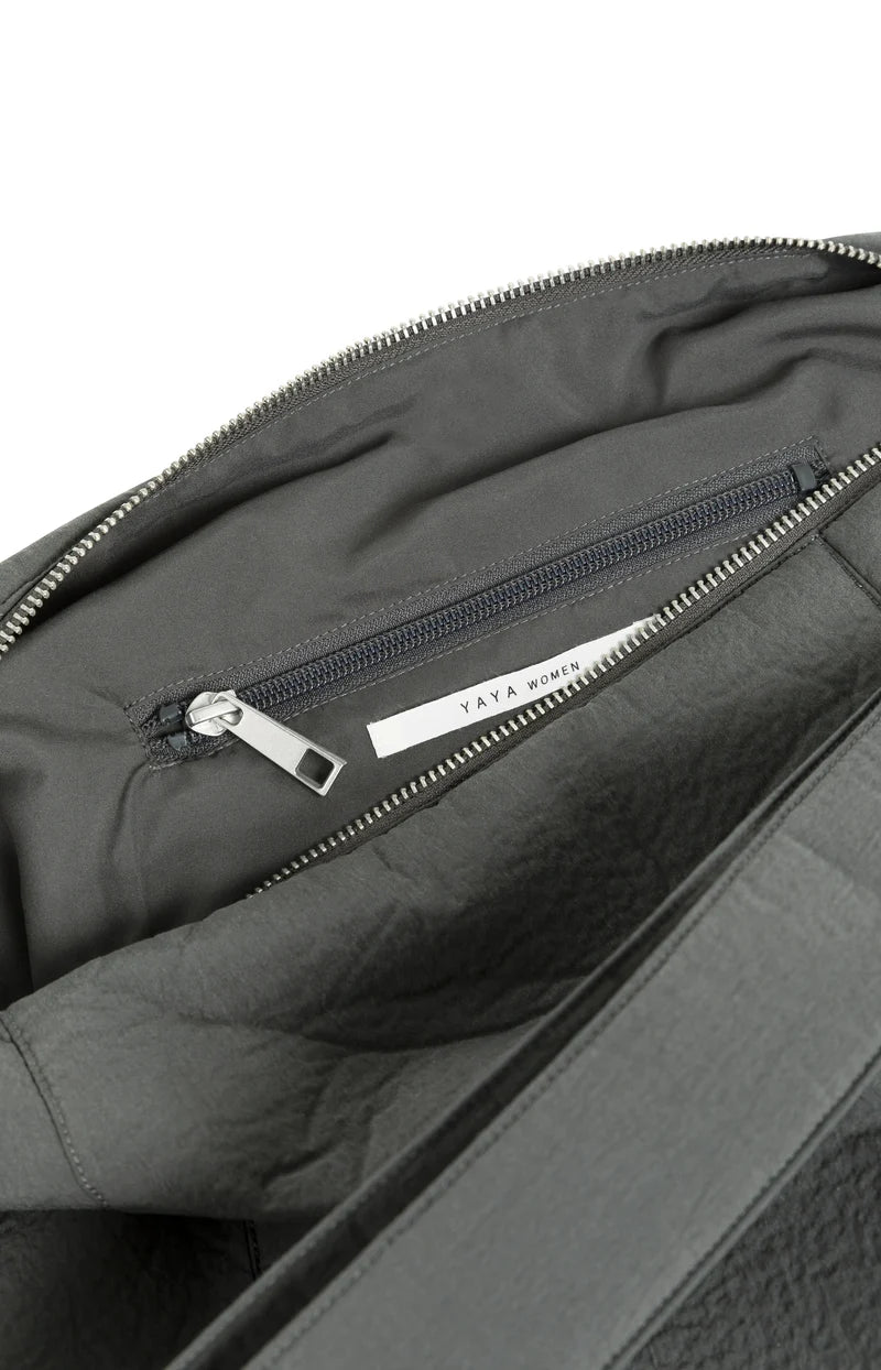 Cross Body Bag Black Oyster