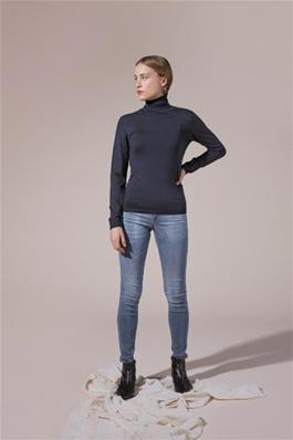 Mafa Turtleneck