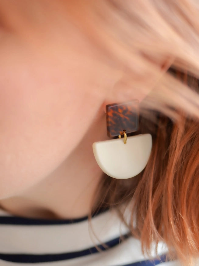 Tina Earring
