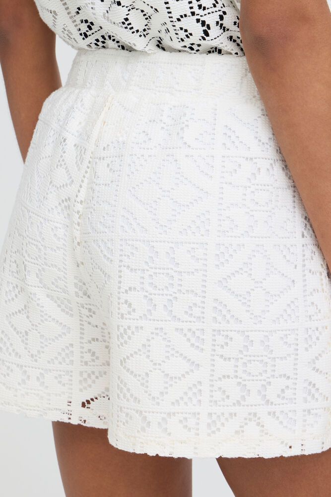 Naima Lace Short