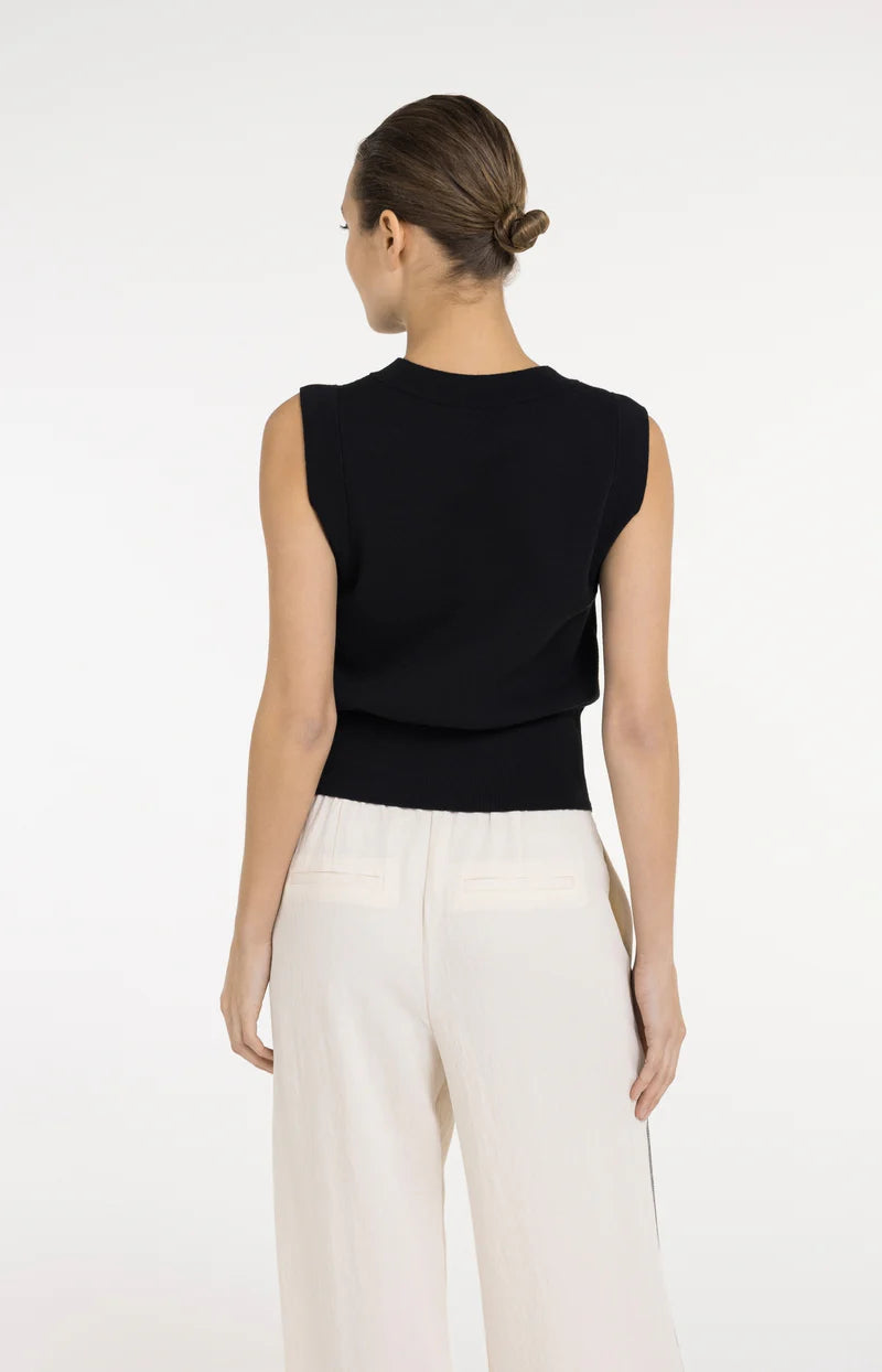 Sleevless Cardigan