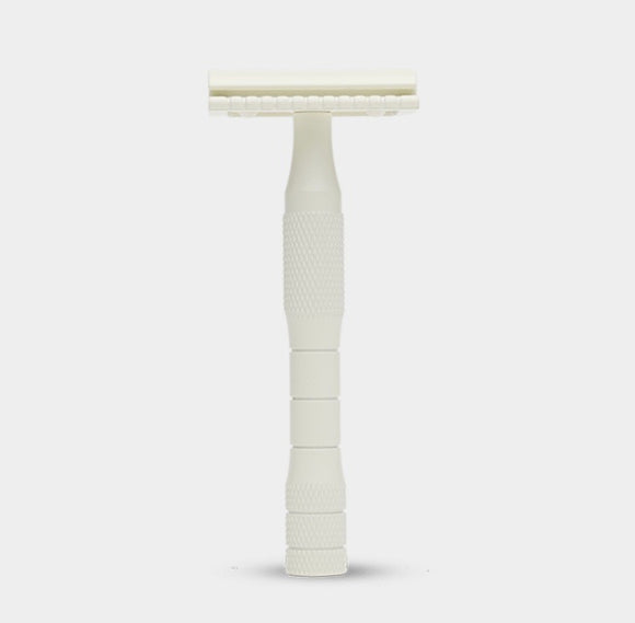 WELL KEPT SAFETY RAZOR